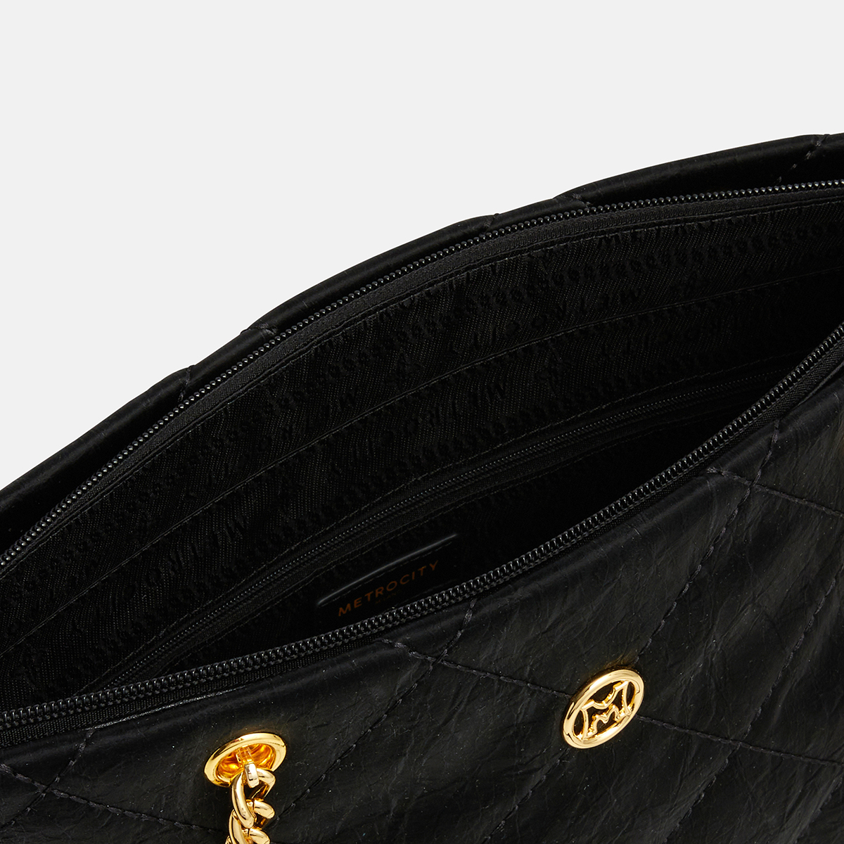 Metrocity Quilted Leather Shoulder Bag in Black